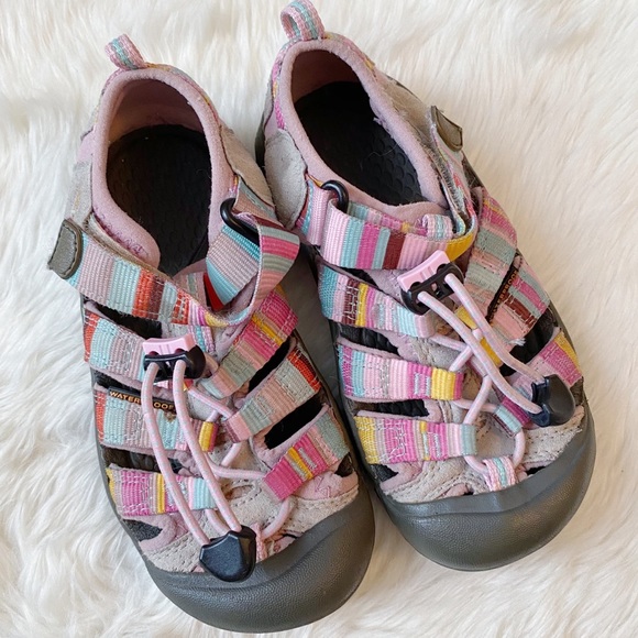 little girl sandals size 12